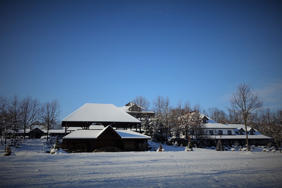 Zima w Folwarku Zalesie - Program Traperski
